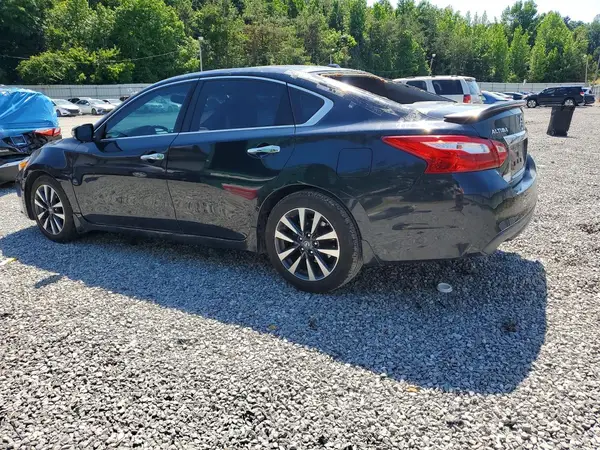 1N4AL3AP7HC135484 2017 NISSAN ALTIMA - Image 2
