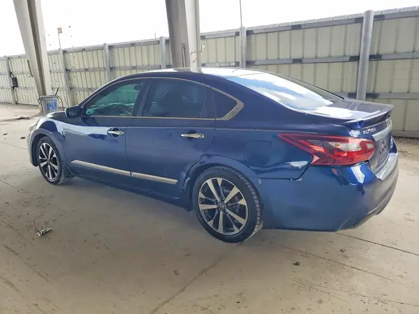 1N4AL3AP7HC138577 2017 NISSAN ALTIMA - Image 2