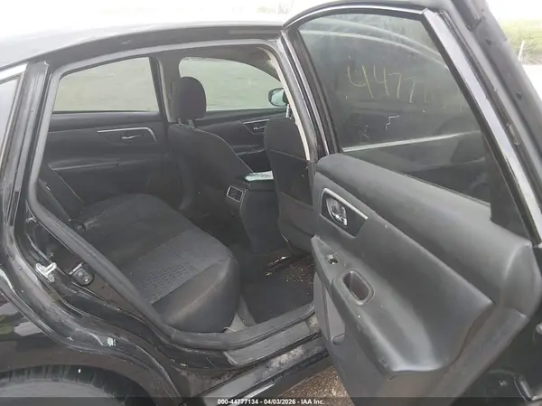 1N4AL3AP7HC139695 2017 NISSAN ALTIMA - Image 8