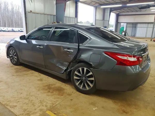 1N4AL3AP7HC140054 2017 NISSAN ALTIMA - Image 2