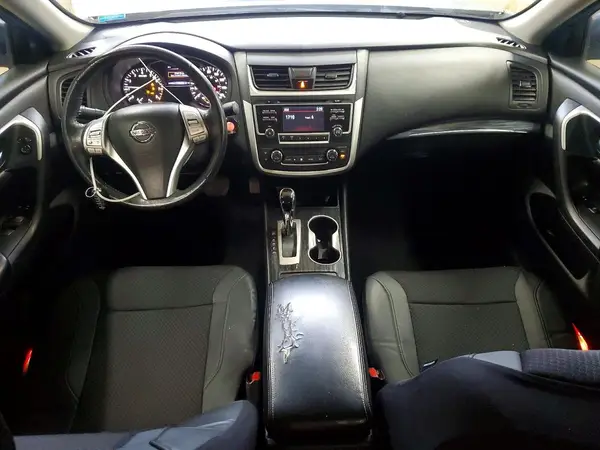 1N4AL3AP7HC140054 2017 NISSAN ALTIMA - Image 8