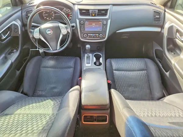 1N4AL3AP7HC141088 2017 NISSAN ALTIMA - Image 8