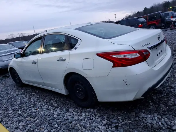 1N4AL3AP7HC142161 2017 NISSAN ALTIMA - Image 2