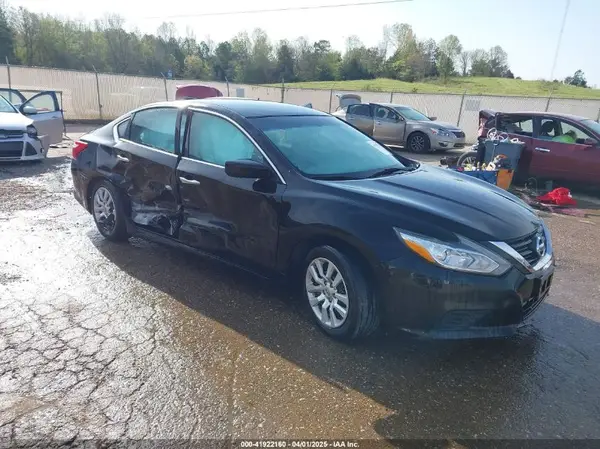 1N4AL3AP7HC142659 2017 NISSAN ALTIMA - Image 1