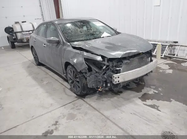 1N4AL3AP7HC142984 2017 NISSAN ALTIMA - Image 1