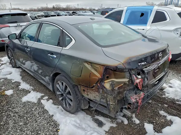 1N4AL3AP7HC143990 2017 NISSAN ALTIMA - Image 2