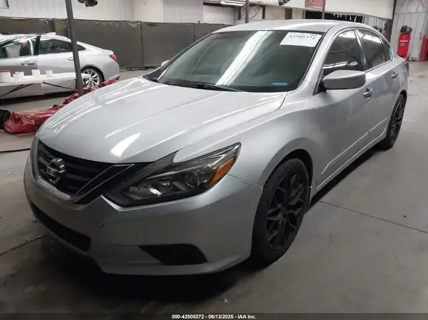 1N4AL3AP7HC144864 2017 NISSAN ALTIMA - Image 2