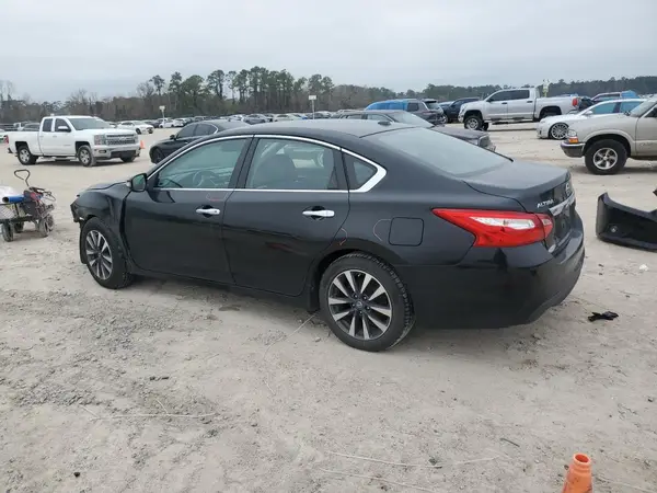1N4AL3AP7HC145724 2017 NISSAN ALTIMA - Image 2
