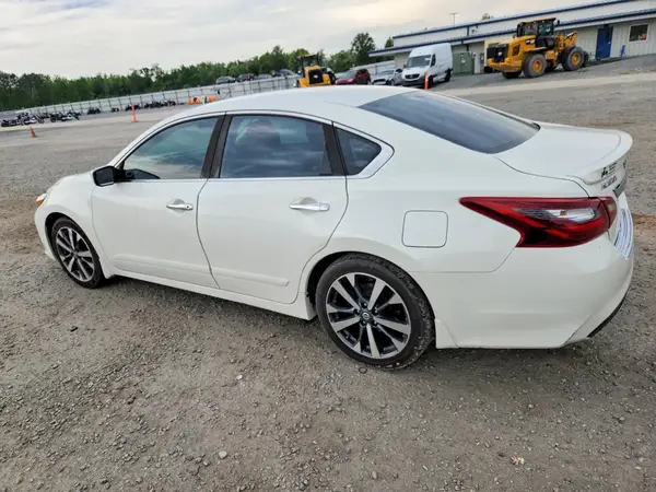 1N4AL3AP7HC146209 2017 NISSAN ALTIMA - Image 2