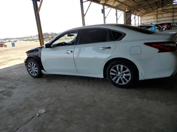 1N4AL3AP7HC149983 2017 NISSAN ALTIMA - Image 2