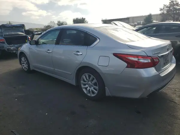 1N4AL3AP7HC153435 2017 NISSAN ALTIMA - Image 2