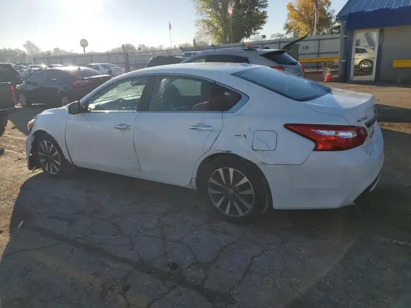 1N4AL3AP7HC157548 2017 NISSAN ALTIMA - Image 2