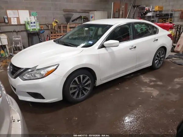 1N4AL3AP7HC160272 2017 NISSAN ALTIMA - Image 2