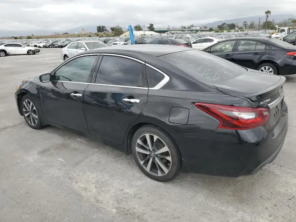 1N4AL3AP7HC160952 2017 NISSAN ALTIMA - Image 2