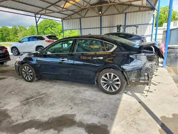 1N4AL3AP7HC163334 2017 NISSAN ALTIMA - Image 2