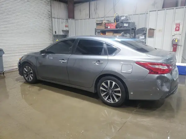 1N4AL3AP7HC166105 2017 NISSAN ALTIMA - Image 2