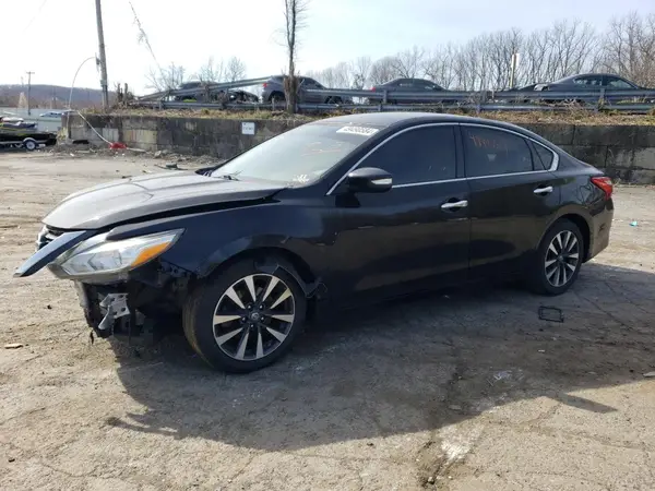 1N4AL3AP7HC173135 2017 NISSAN ALTIMA - Image 1