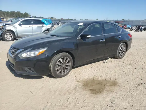 1N4AL3AP7HC174785 2017 NISSAN ALTIMA - Image 1