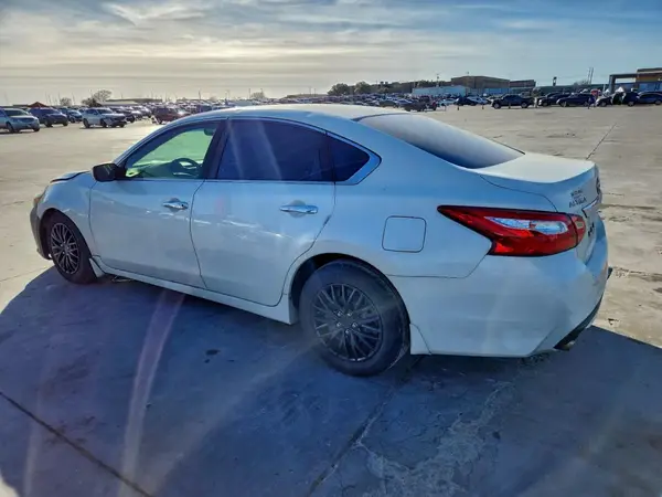 1N4AL3AP7HC178092 2017 NISSAN ALTIMA - Image 2
