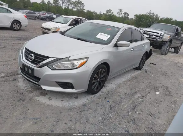 1N4AL3AP7HC178805 2017 NISSAN ALTIMA - Image 2
