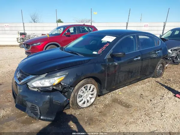 1N4AL3AP7HC180263 2017 NISSAN ALTIMA - Image 2
