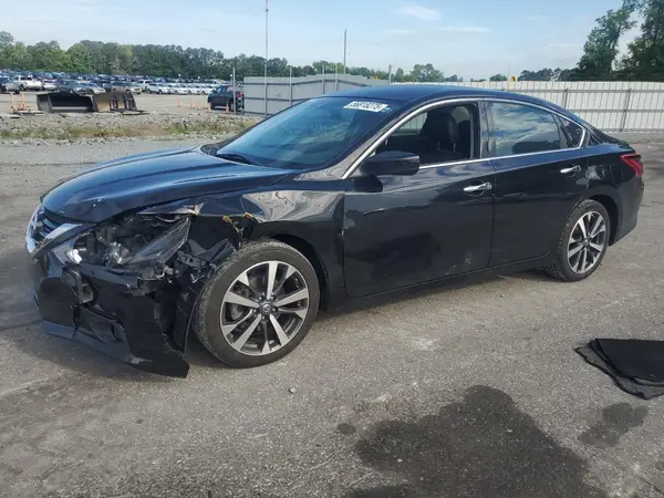 1N4AL3AP7HC180375 2017 NISSAN ALTIMA - Image 1