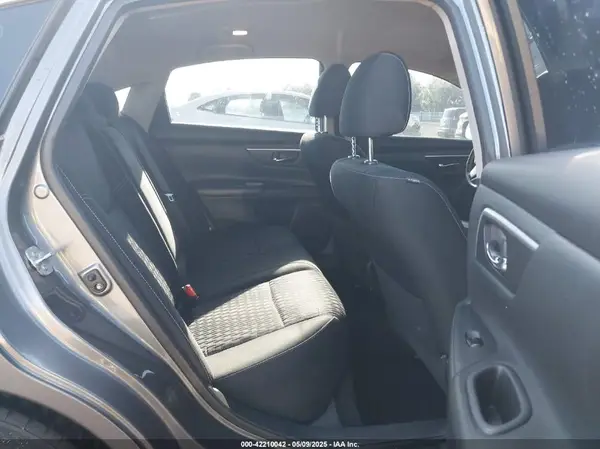 1N4AL3AP7HC180540 2017 NISSAN ALTIMA - Image 8