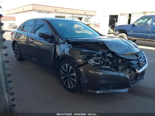 1N4AL3AP7HC182241 2017 NISSAN ALTIMA - Image 1