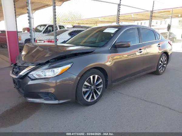 1N4AL3AP7HC182241 2017 NISSAN ALTIMA - Image 2