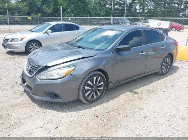 1N4AL3AP7HC184460 2017 NISSAN ALTIMA - Image 2