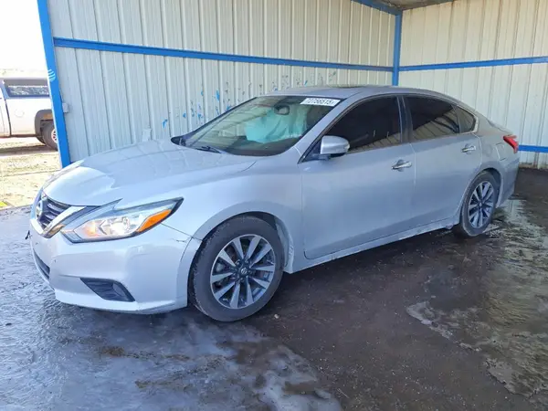 1N4AL3AP7HC185592 2017 NISSAN ALTIMA - Image 1