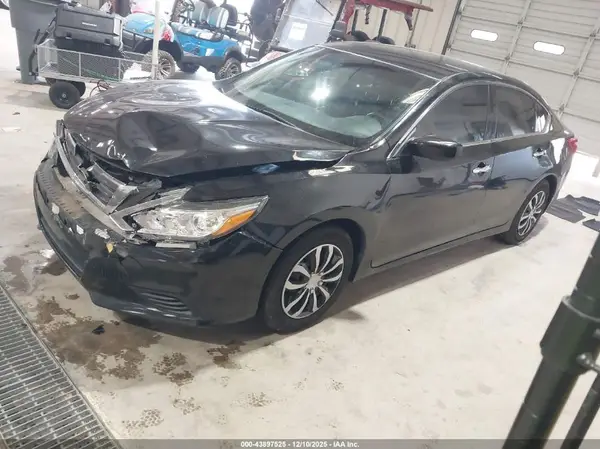 1N4AL3AP7HC186161 2017 NISSAN ALTIMA - Image 2