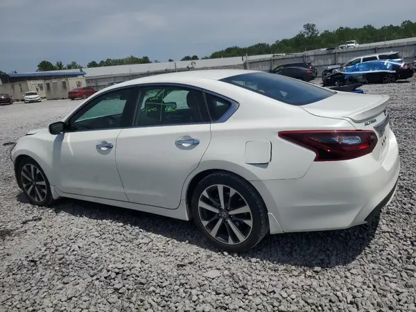 1N4AL3AP7HC189061 2017 NISSAN ALTIMA - Image 2