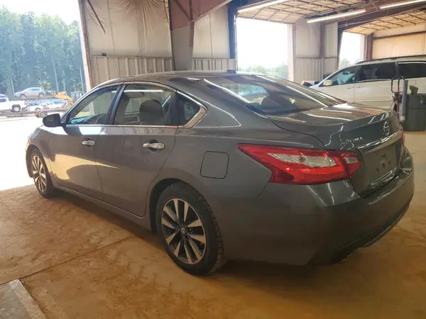 1N4AL3AP7HC192591 2017 NISSAN ALTIMA - Image 2