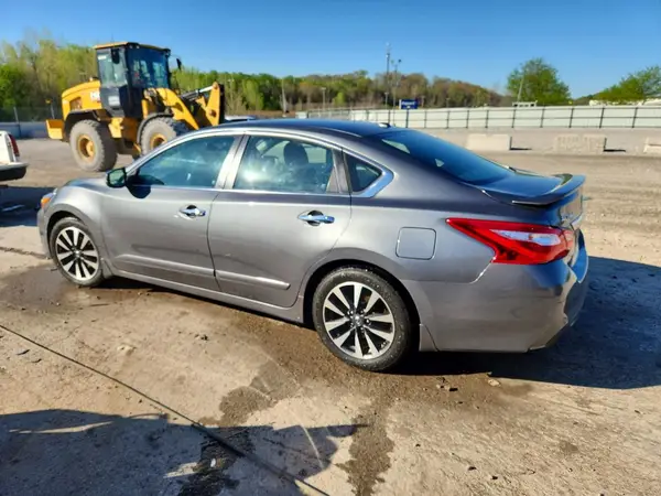 1N4AL3AP7HC192638 2017 NISSAN ALTIMA - Image 2