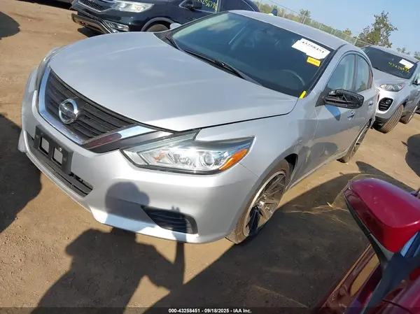 1N4AL3AP7HC193983 2017 NISSAN ALTIMA - Image 2