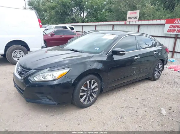 1N4AL3AP7HC194647 2017 NISSAN ALTIMA - Image 2