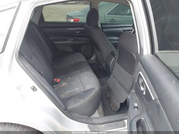 1N4AL3AP7HC195121 2017 NISSAN ALTIMA - Image 8