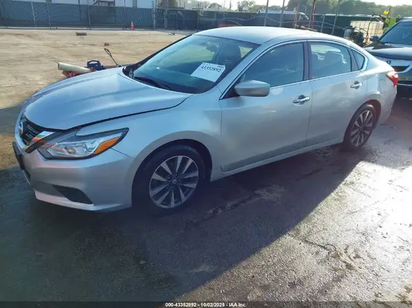 1N4AL3AP7HC197824 2017 NISSAN ALTIMA - Image 2