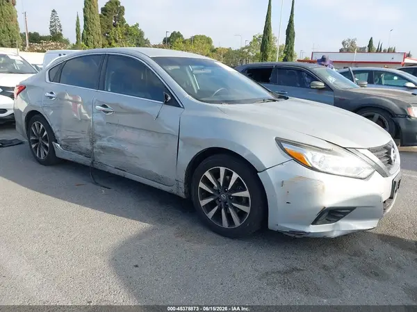 1N4AL3AP7HC198939 2017 NISSAN ALTIMA - Image 1
