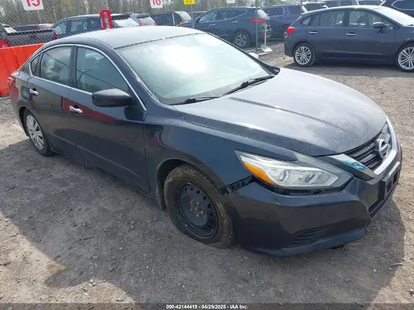 1N4AL3AP7HC201175 2017 NISSAN ALTIMA - Image 1