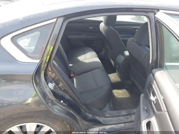 1N4AL3AP7HC201175 2017 NISSAN ALTIMA - Image 8