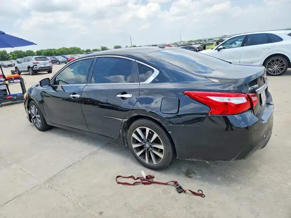 1N4AL3AP7HC203492 2017 NISSAN ALTIMA - Image 2