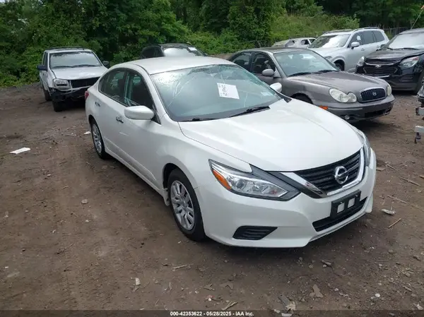 1N4AL3AP7HC205548 2017 NISSAN ALTIMA - Image 1
