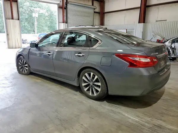 1N4AL3AP7HC208370 2017 NISSAN ALTIMA - Image 2