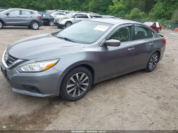 1N4AL3AP7HC210524 2017 NISSAN ALTIMA - Image 2