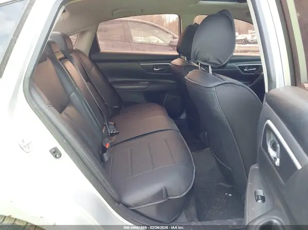 1N4AL3AP7HC210877 2017 NISSAN ALTIMA - Image 8