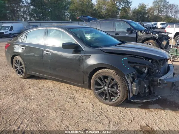 1N4AL3AP7HC212337 2017 NISSAN ALTIMA - Image 1