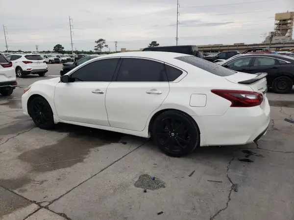 1N4AL3AP7HC216713 2017 NISSAN ALTIMA - Image 2