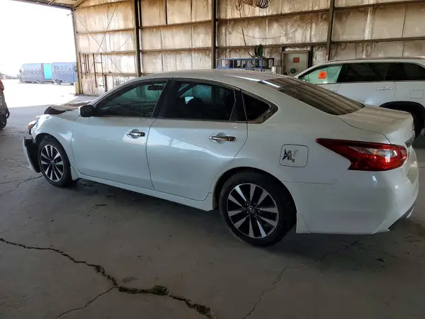 1N4AL3AP7HC218073 2017 NISSAN ALTIMA - Image 2